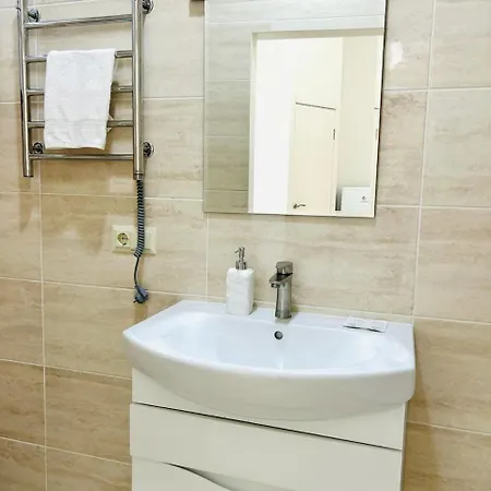 M25 Aparts * Leopoli