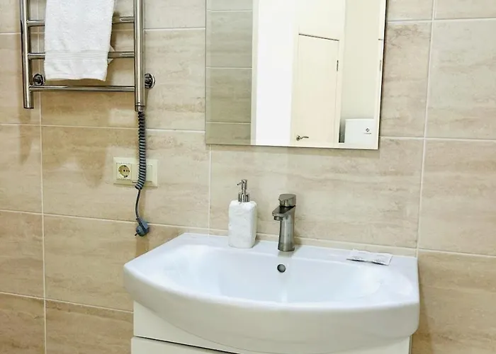 M25 Aparts * Leópolis