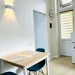 M25 Aparts Apartment